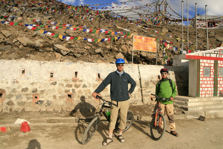 Na Khardung La 